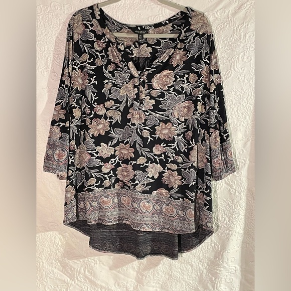 Lucky Brand Top Size 2X - Picture 1 of 3